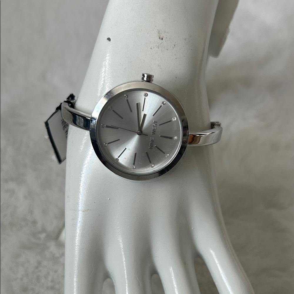 Nine West Elegant Silver Women's Watch